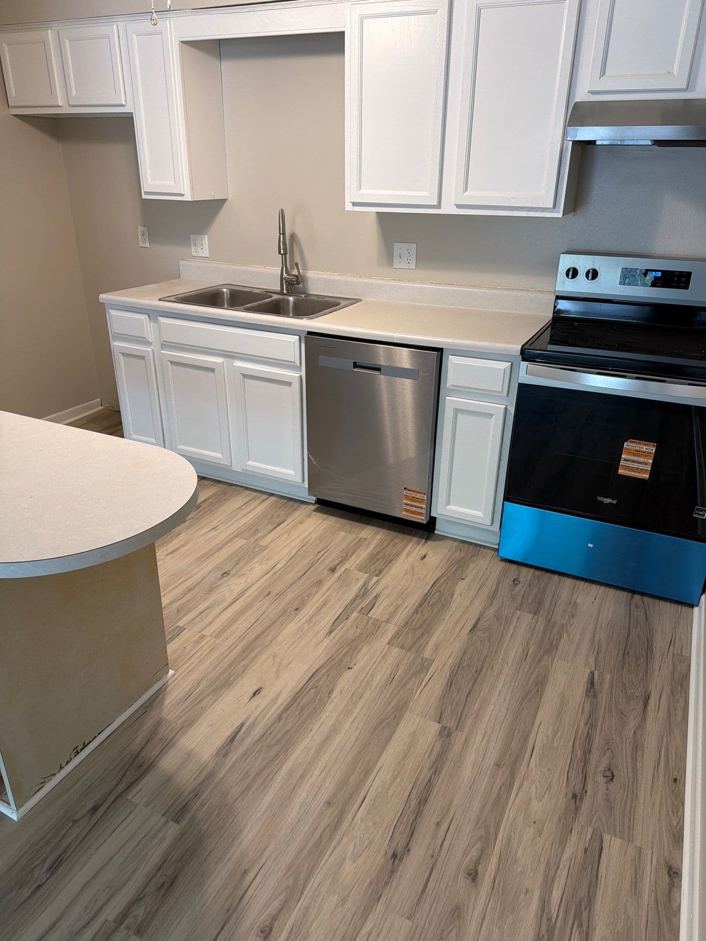 Kitchen, full view